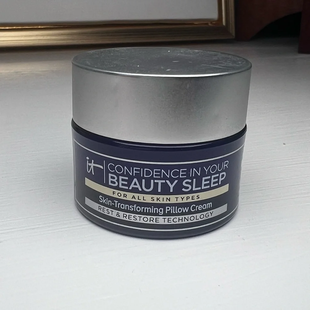 IT Cosmetics Confidence in Your Beauty Sleep Night Cream Trial Size 14 ml